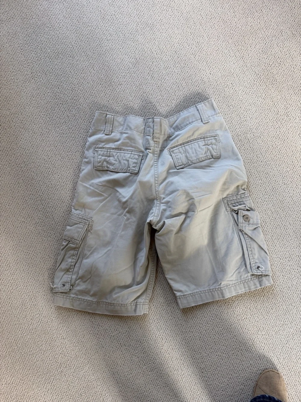 Signature by Levi Strauss Gray Cargo Shorts with Multiple Pockets 🌿